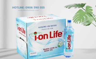 thùng 12 chai nước ion life 1.25L